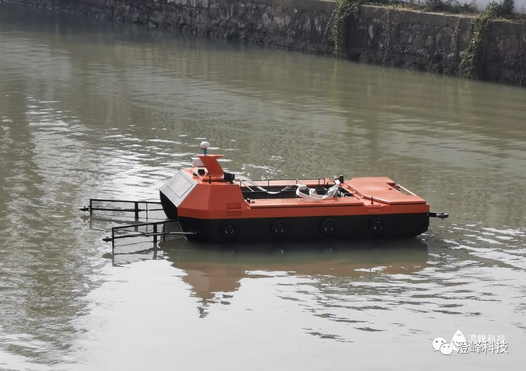 苏州市东山河道首艘无人驾驶清洁船“上岗”